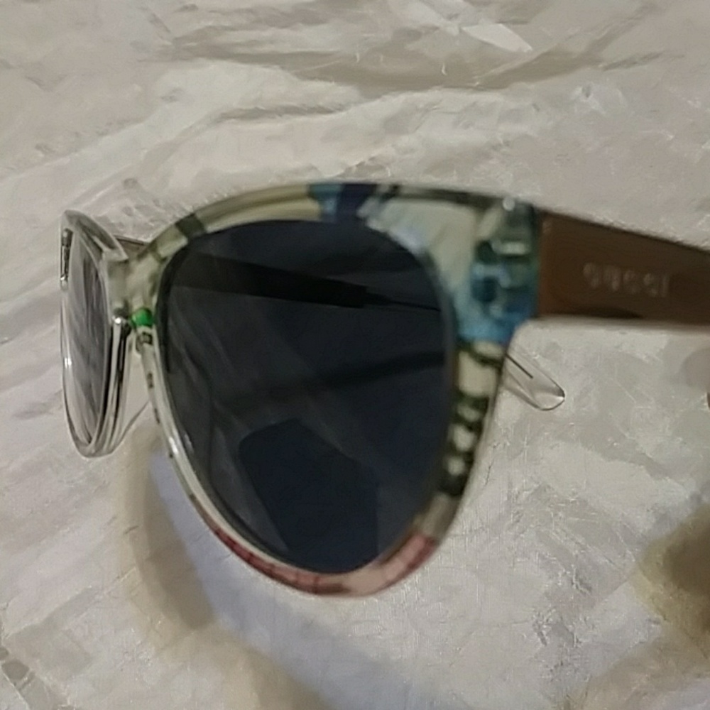 Gucci 55mm butterfly sunglasses - Picture 5 of 8
